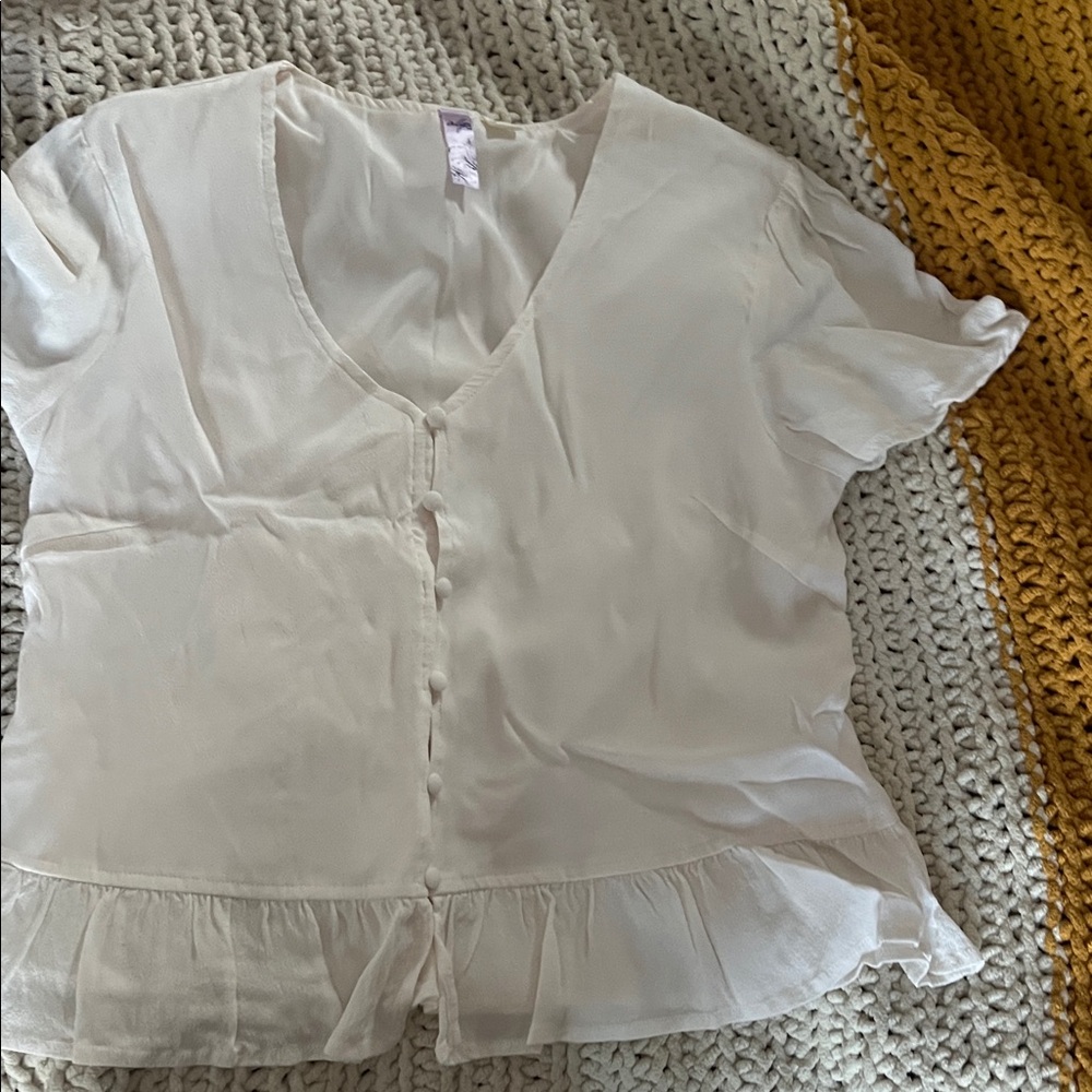 Alya Cream Button-Up Women's Blouse